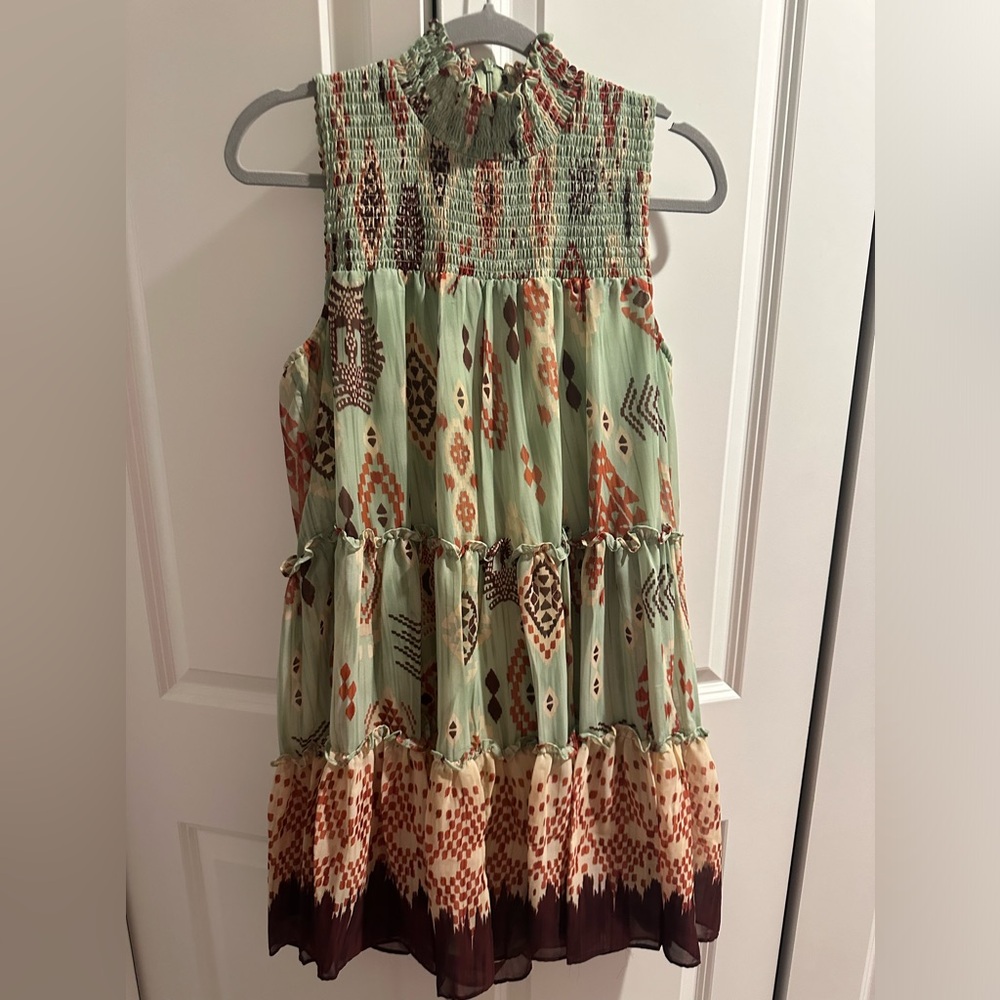 Sleeveless sun dress.